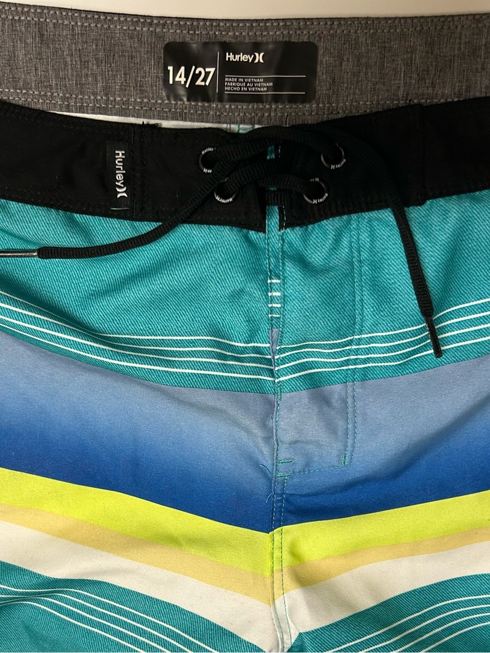 Hurley Boys Pleasure Point Striped Board Shorts Swim Trunks Size 14 / 27 Teal